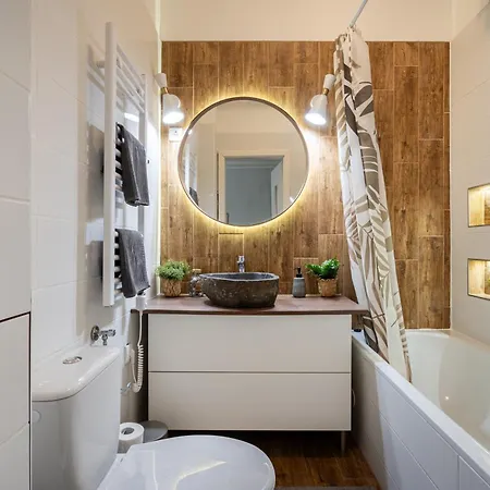 Tiny - Cozy, New, Ac شقة *
