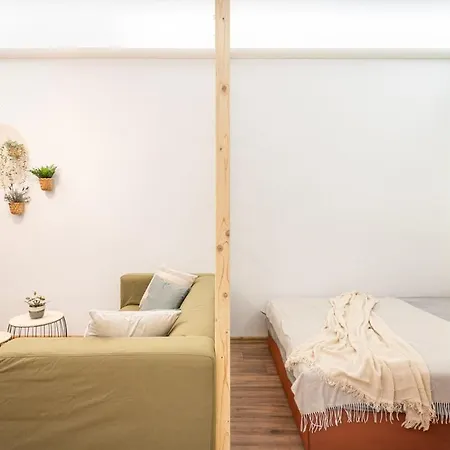 Tiny - Cozy, New, Ac Appartement
