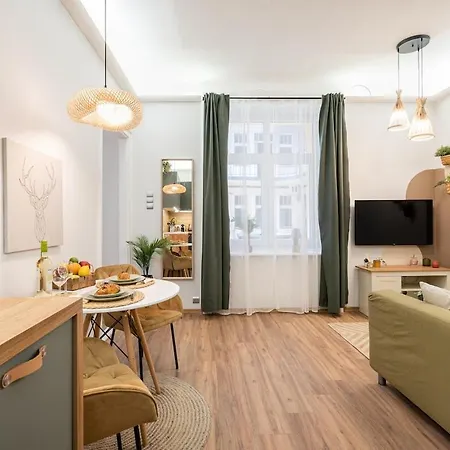 Tiny - Cozy, New, Ac Appartement